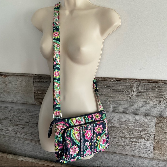 Vera Bradley Handbags - Vera Bradley Little Hipster Crossbody Petal Paisley Retired  ID pouch and wallet